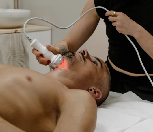 Soin anti-age relachement cutané à Muret