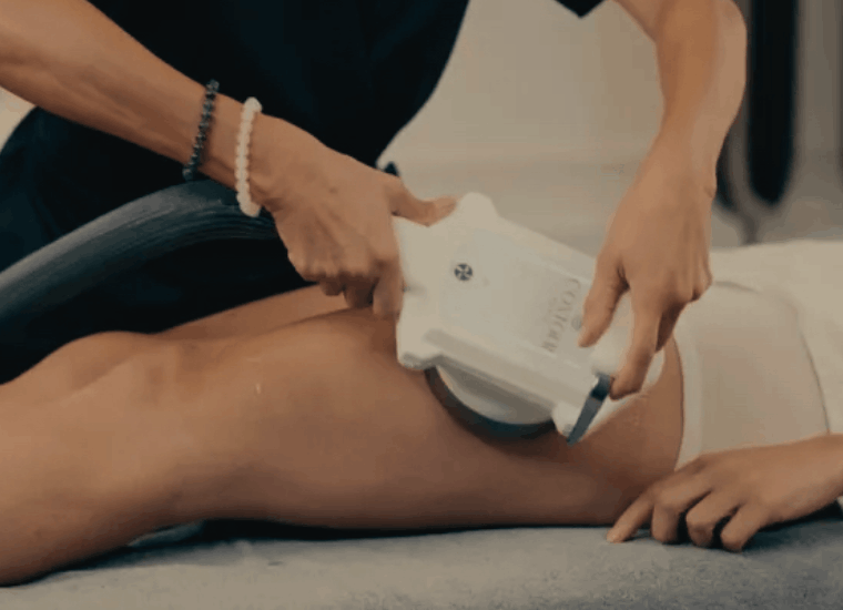 Phase dynamique du palper rouler laser diode focalisé pour traiter la cellulite au centre céor